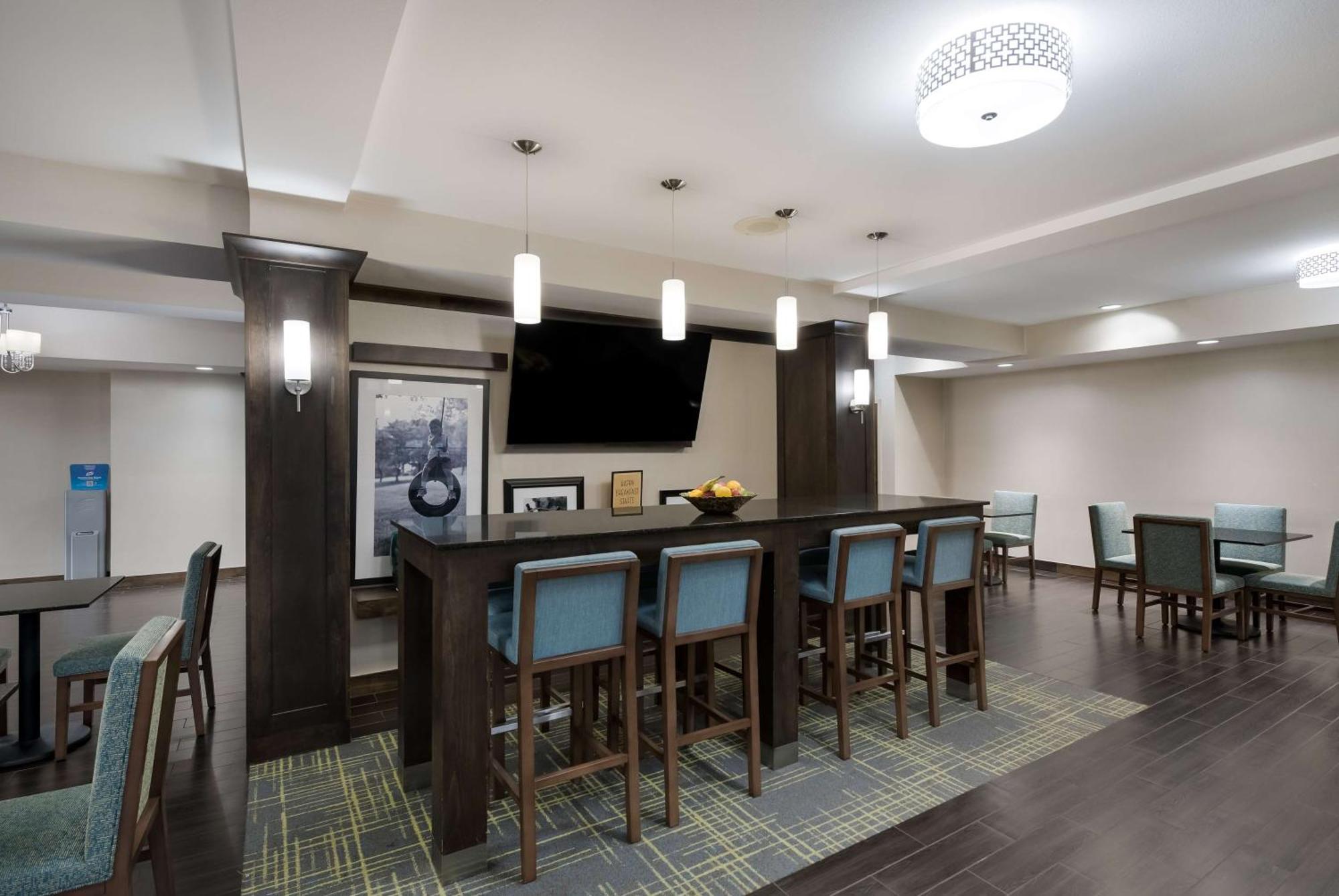 Hampton Inn Marshall Exterior foto