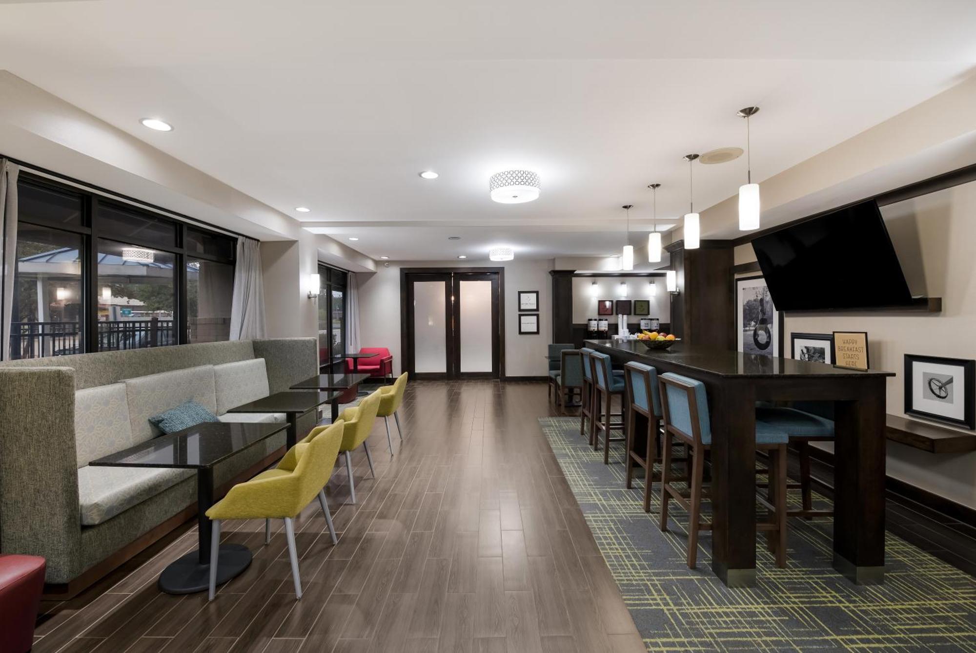 Hampton Inn Marshall Exterior foto